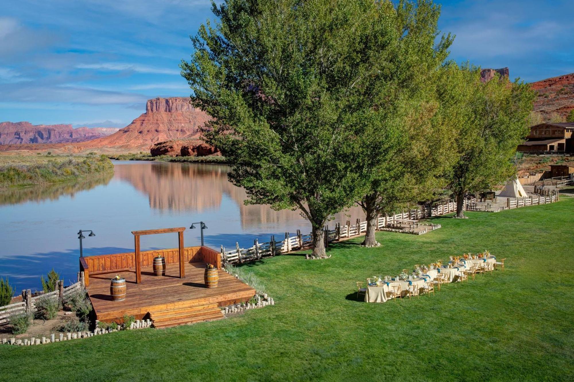 Red Cliffs Lodge Moab Exterior foto