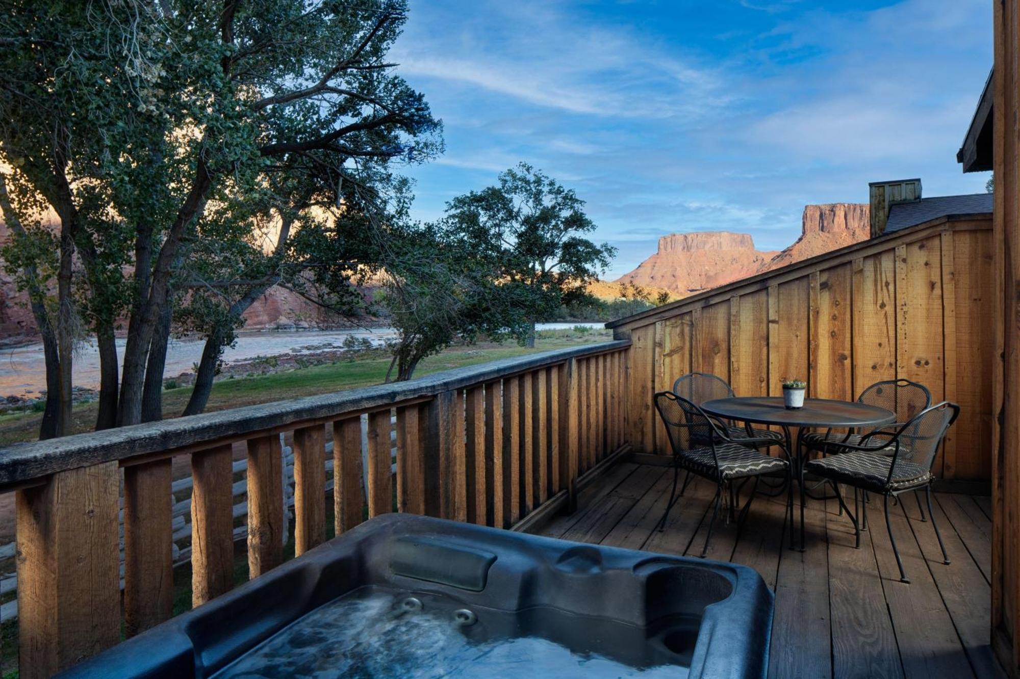Red Cliffs Lodge Moab Exterior foto
